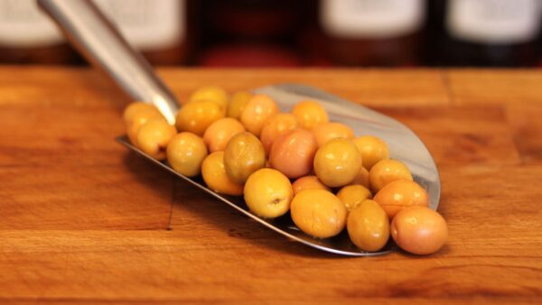 Ayvalık Yeşil Çizik Zeytin