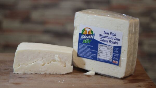 Sert Bergama Tulum Peynir