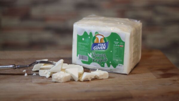 Orta Sert Ezine Peyniri